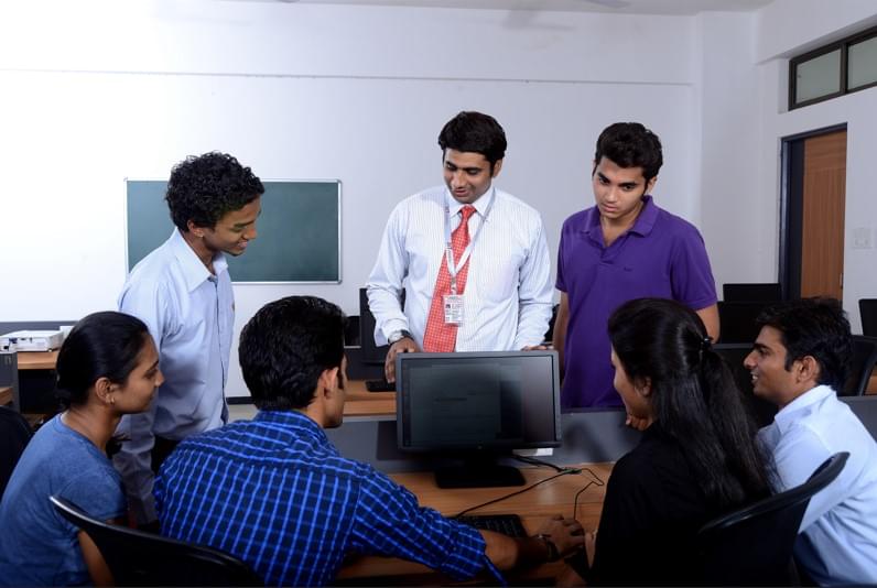 Jawahar Education Society's Institute of Technology Management & Research Nashik Computer photo 1